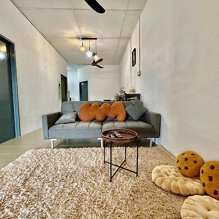 Entire 33 Cozy House • 3 Bedroom @ Alma Bukit Mertajam Bagian luar foto
