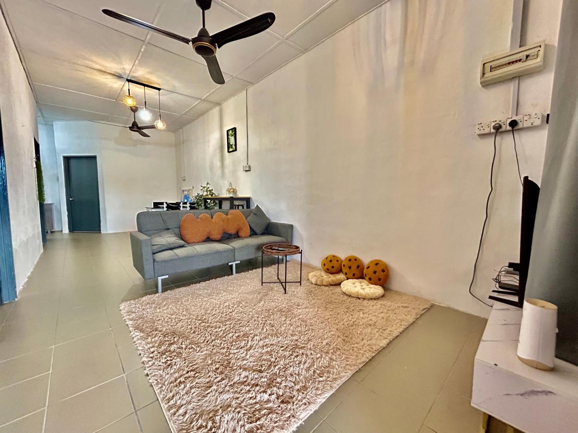 Entire 33 Cozy House • 3 Bedroom @ Alma Bukit Mertajam Bagian luar foto
